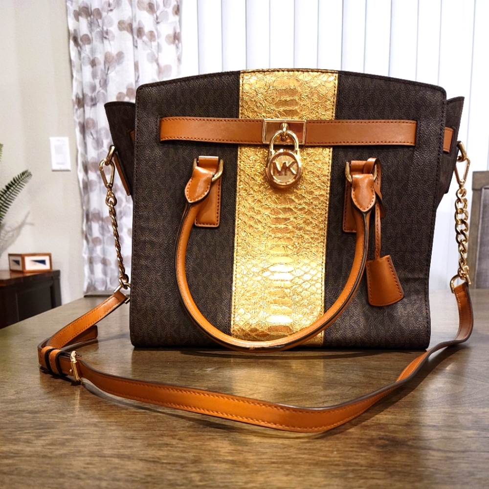 Michael Kors AV 1705 Purse